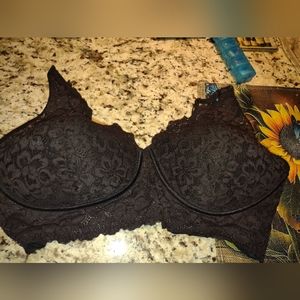 Maidenform black lace Bra 40D